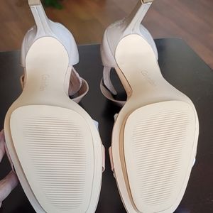 Calvin Klein Vable Patent sandals in Blush/Cocoon